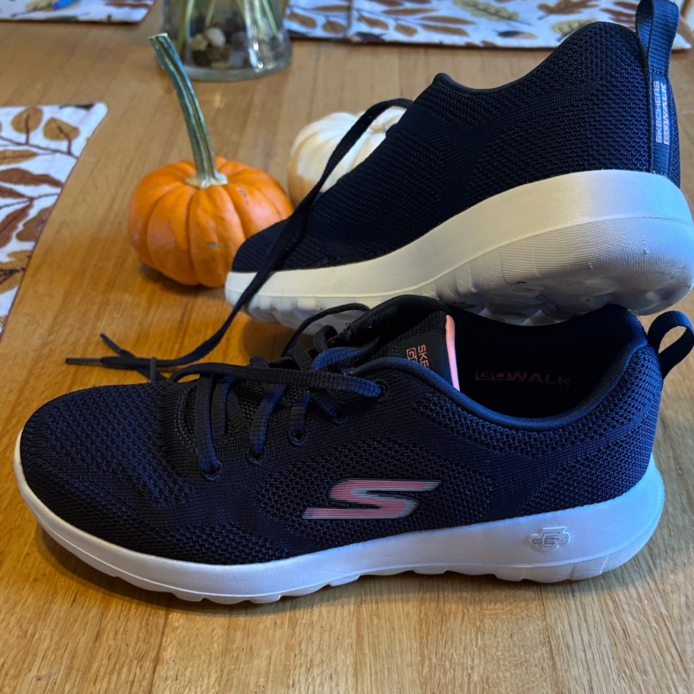 Skechers Dark Blue Go Walk Sneakers